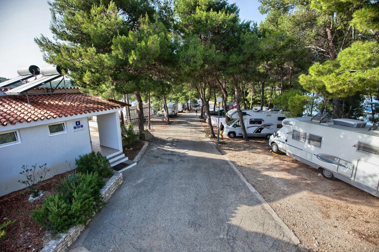 Kamp Vira Mobile Homes Hvar Town Luaran gambar